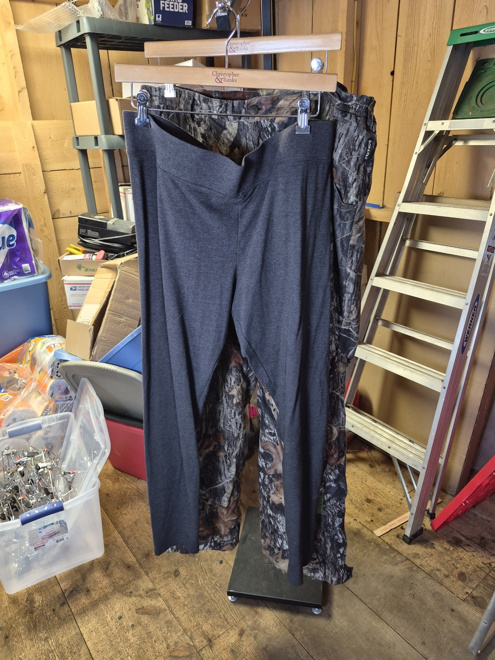 Sonoma Charcoal Gray Stretch Leggings Bin 58